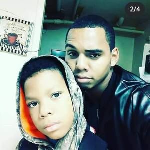 Meet your Posher, Nicholas